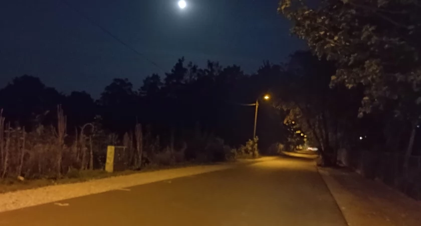 Co zrobić w razie awarii lamp oświetleniowych? Fot. Informacje z Mrągowa i okolic / Facebook