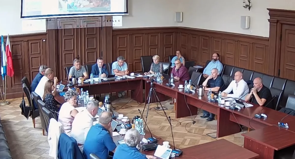 Na zdjęciu radni powiatu mrągowskiego. Fot. archiwum
