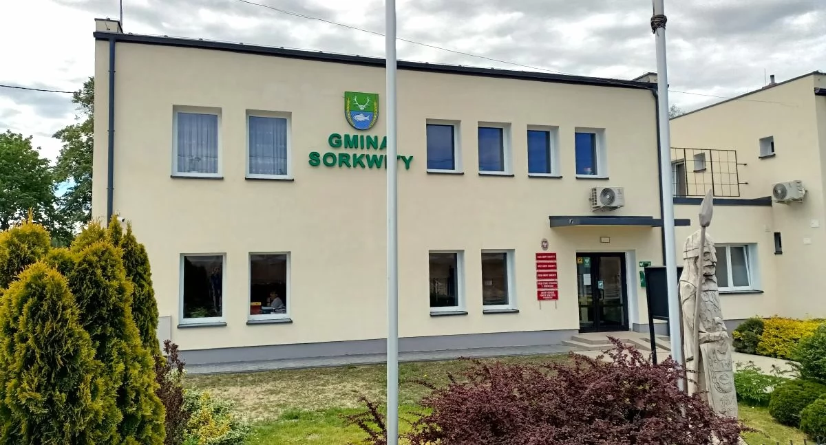 Urzędowe, Informacja Urzędy Gminy Sorkwity terminu składania informacji azbeście przedłużony lutego - zdjęcie, fotografia