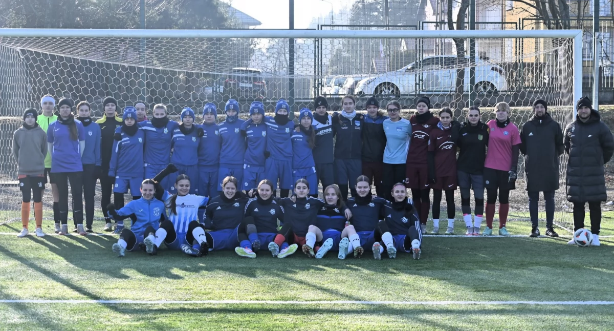 W lutym Kinga i Zuzia były na podobnych konsultacjach kadry WMZPN U-15. Fot. archiwum związku