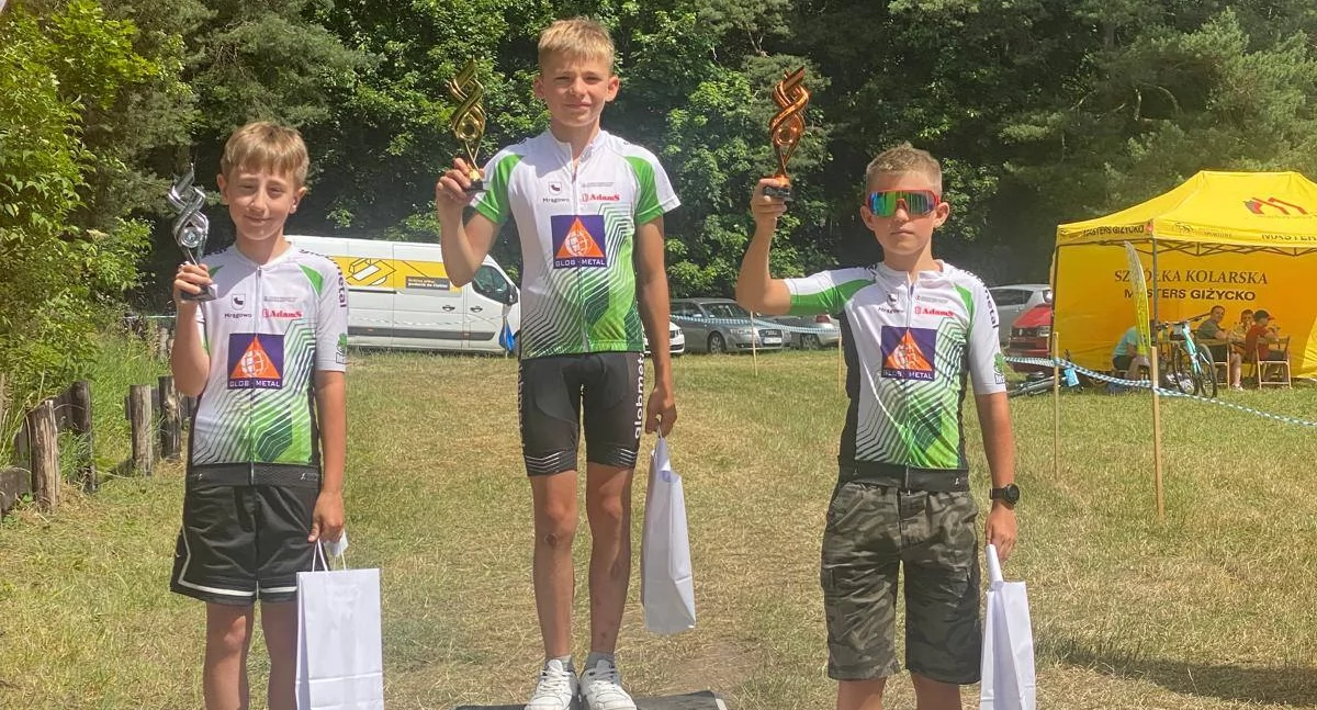 Kolarze MSR okupowali podium zawodów rozgrywanych pod Barczewem. Fot. archiwum stowarzyszenia