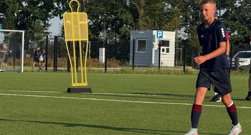 Latem Wiktor Kulig gościł w akademii innego klubu z Ekstraklasy - Pogoni Szczecin. Fot. archiwum prywatne zawodnika