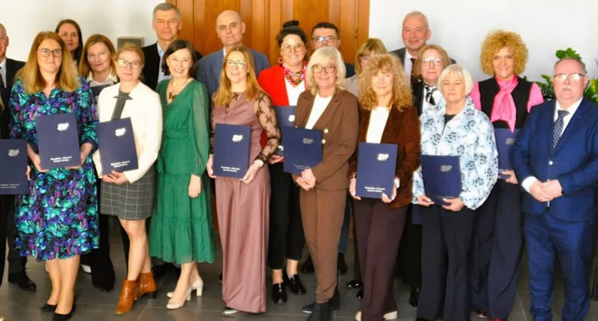 Dyrektor Dorota Żytko (pierwsza z lewej) powołana do rady dyrektorów przy kuratorze oświaty. Fot. Kuratorium