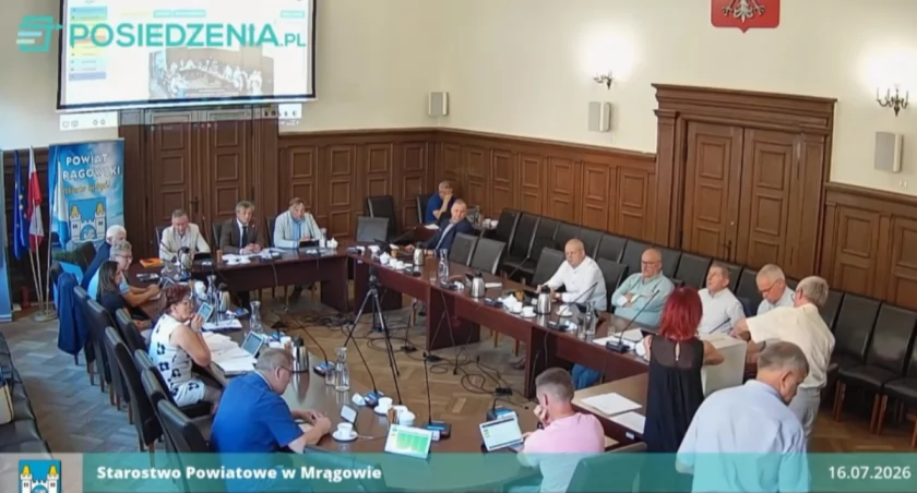 Fot. kadr z sesji / posiedzenia.pl