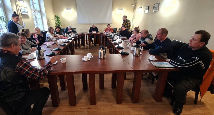 Burmistrz Mikołajek spotkał się z sołtysami w przeddzień ich święta. Fot. archiwum gminy