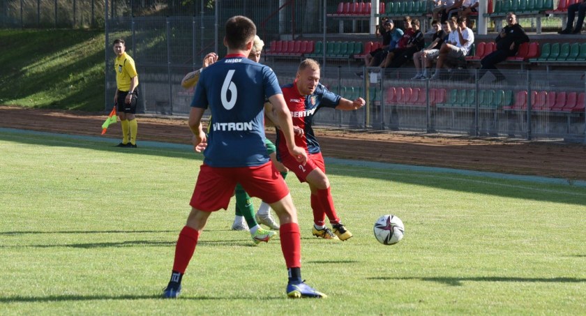 Dawid Pietkiewicz już zagrał w barwach Znicza - w sparingu ze Śniardwami. Fot. archiwum klubu