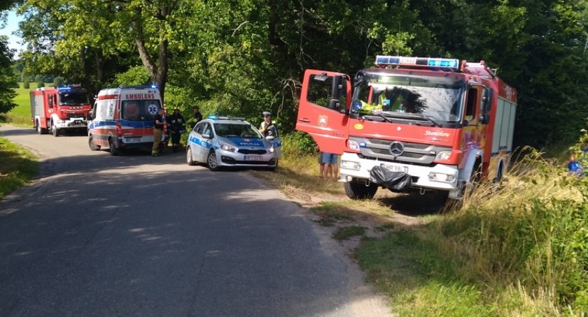 Do wypadku z udziałem motocyklisty doszło w poniedziałek na trasie Rosocha - Zielony Lasek. Fot. KPP