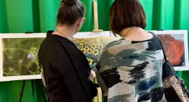 Zdjęcie dotyczy: Na zielonym – wystawa Marty Kopaniec w Sorkwitach zachwyciła publiczność