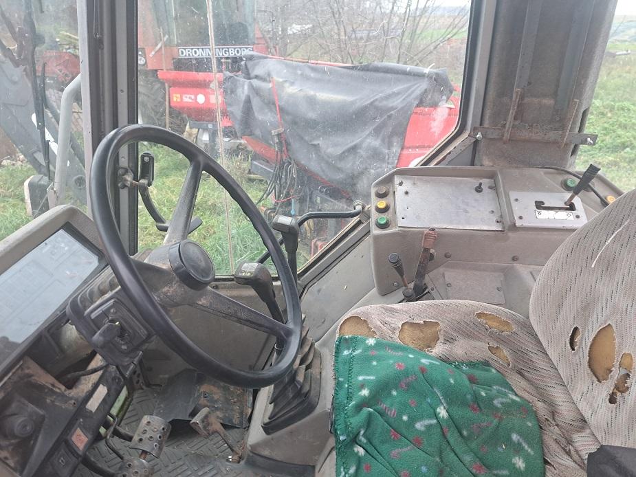 ciągnik massey ferguson 3120 silnik 6 turbo...