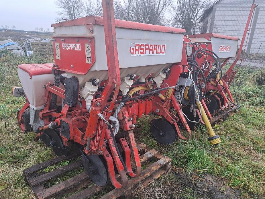 ciągnik massey ferguson 3120 silnik 6 turbo...