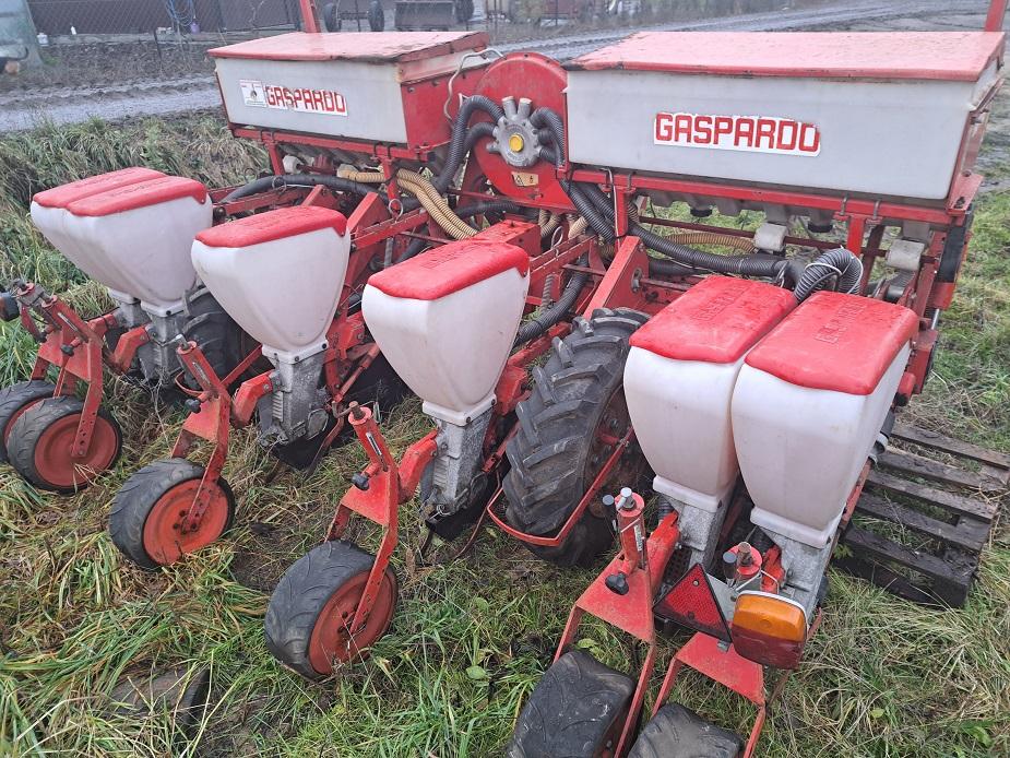 ciągnik massey ferguson 3120 silnik 6 turbo...