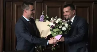 Kto zastąpi burmistrza Doraczyńskiego i jego zastępcę w Radzie Miejskiej?