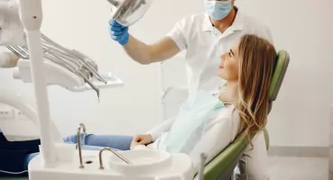Międzynarodowy Dzień Dentysty - świętujmy go z uśmiechem od ucha do ucha