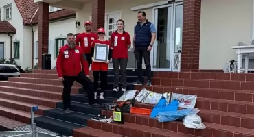Nowy sprzęt dla ratowników MOPR w Mikołajkach – wsparcie od lokalnego przedsiębiorcy