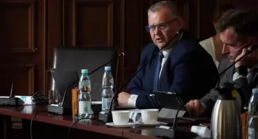 Zarząd powiatu mrągowskiego z wotum zaufania i absolutorium