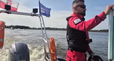 Bezpieczny wypoczynek nad jeziorami – wspólne patrole policji i ratowników na Mazurach