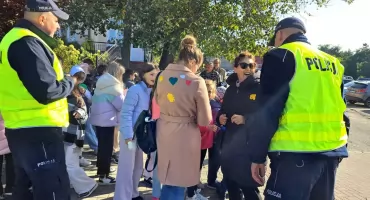 Policjanci z Mrągowa kontynuują „odblaskową krucjatę”