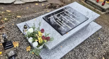 Nowy nagrobek Tadeusza Młodkowskiego – zasłużonego mieszkańca Mrągowa