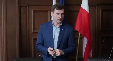 Wojewoda nie stwierdził podstaw do odwołania wicestarosty Jacka Kiśluka