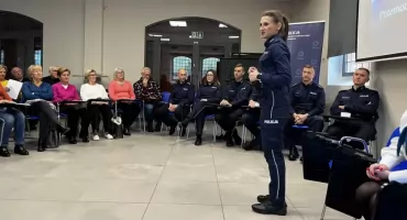Przemoc nie ma wieku. Ważna debata społeczna w Mrągowie o bezpieczeństwie mieszkańców