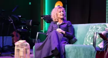 Patrząc przez kadr – rozmowa z Sylwią Dębowską