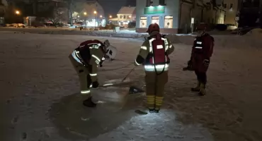 Strażacy OSP Mrągowo uspokajają mieszkańców. Chodzi o działania na Jeziorku Magistrackim