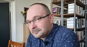 Mateusz Przybysz i młodzież z LO w Mrągowie - na tropie zamku w Szestnie…