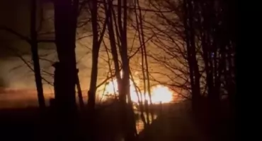 Groźny pożar nad Krutynią. Spłonęło kilka hektarów trzcinowiska