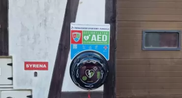AED w Krutyni dostępne 24/7. Strażacy z OSP stawiają na ratowanie życia