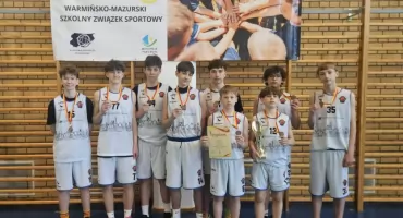 Brązowy medal dla młodych koszykarzy z Mrągowa