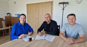 Umowa na modernizację ciągu pieszo-jezdnego w Pustnikach podpisana