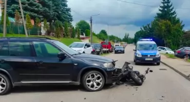 Wypadek na ul. Słonecznej w Mrągowie. Droga została zablokowana