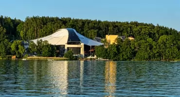 Można się kąpać. Sanepid zbadał wodę w jeziorze Czos
